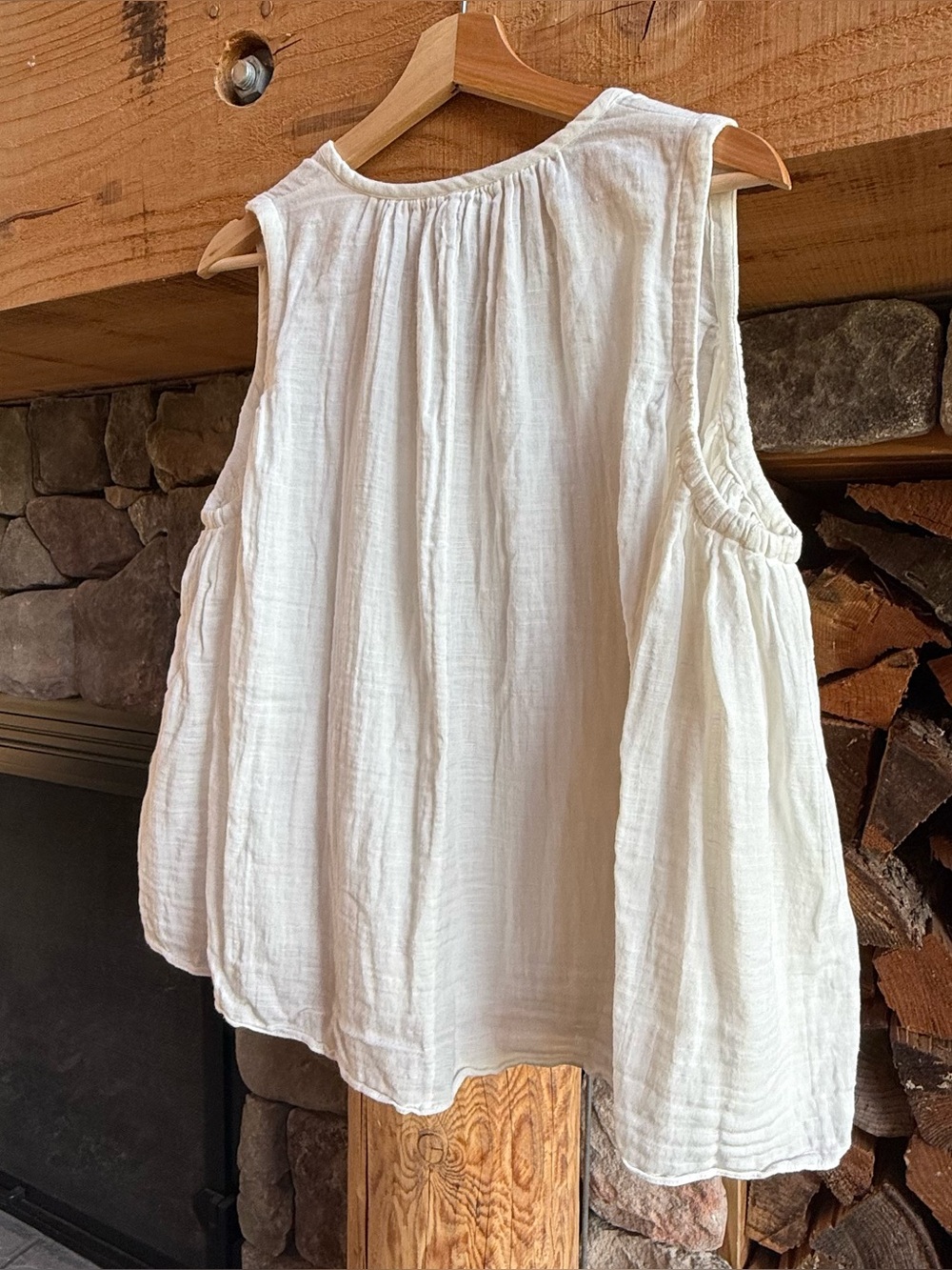 Faherty sleeveless top - Picture 6 of 9